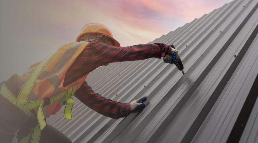 Expert Emergency Roof Repairs services in Riverside, MI